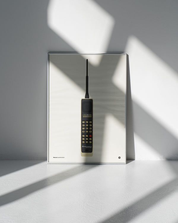 Motorola DynaTAC 8000X - vintage technology art print - Gizmo series